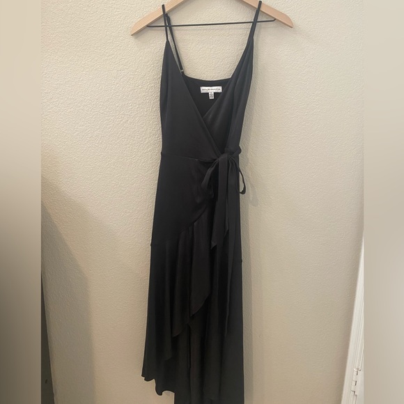 Dress the Population Black Ruffled Classic Self Tie Midi Dress / Size XS - Picture 2 of 6